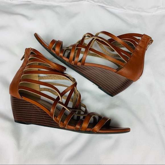 Covington Shoes - COVINGTON | Brown Strappy Wedge Heels